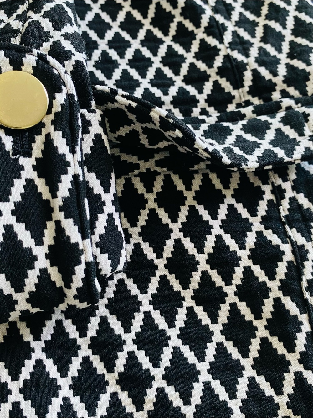 Attyre New York 3/4 Sleeve Black & White Diamond-Pattern Zip Front Jacket - Picture 7 of 8